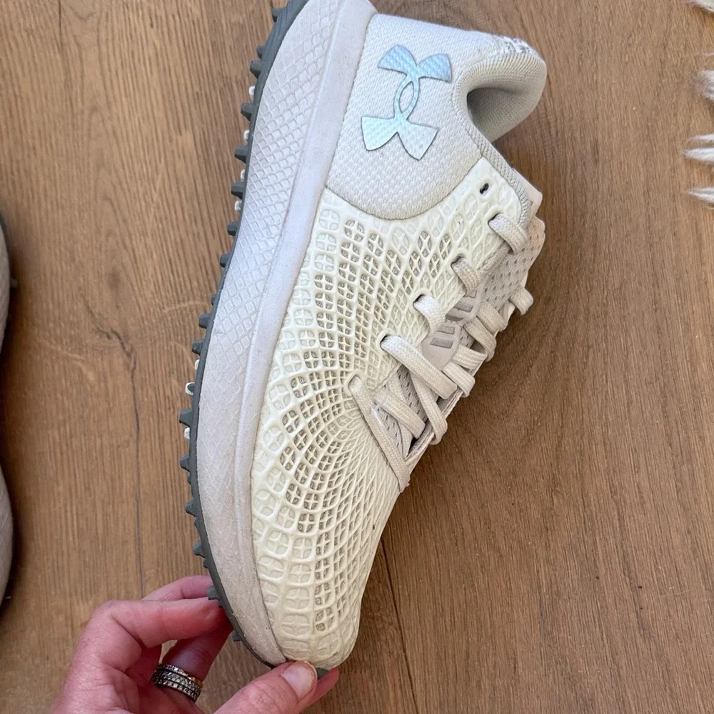 Women’s Under Armour Neutral Turf Shoes in Cream - Never Worn Outside